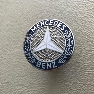 Hood Emblem Badge – Fits Mercedes R107 C107 and W126 Coupe – Bonnet Logo for Classic Models – NEW