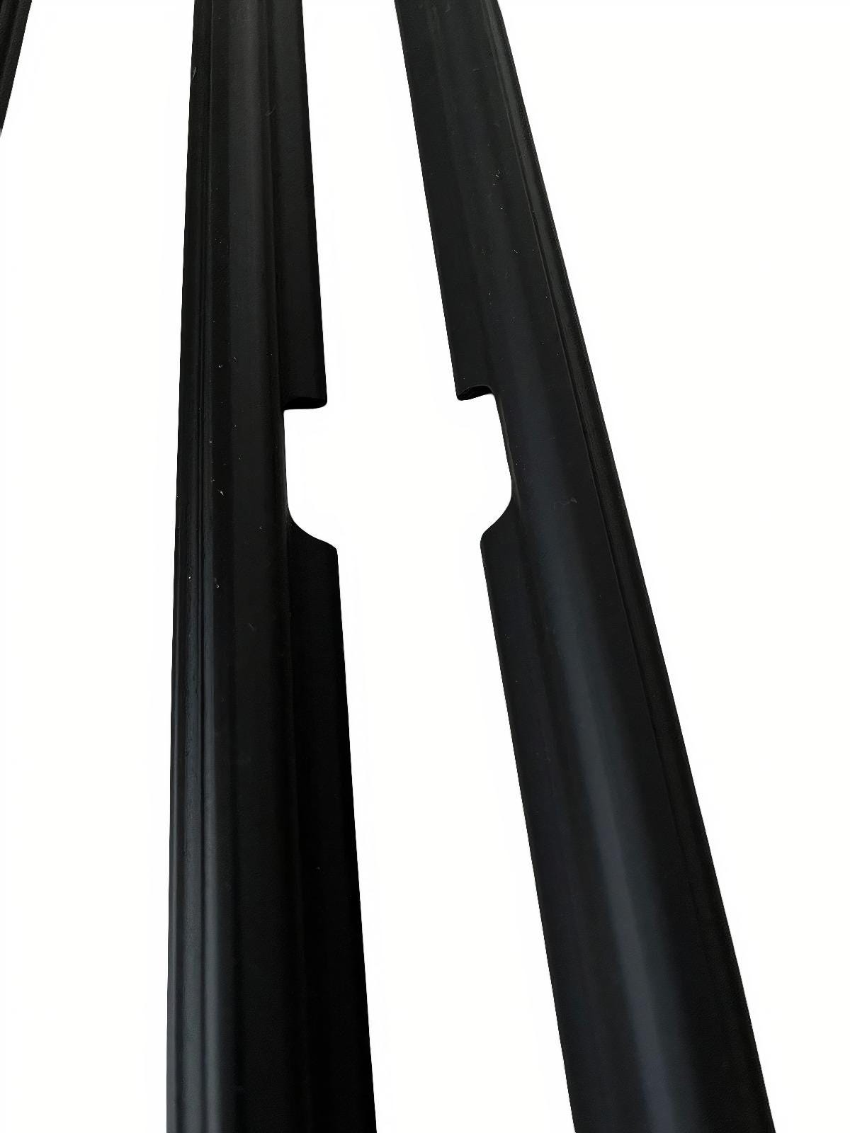 AMS Front Outside Window Shaft Sealing Rail For Mercedes W124 – OEM 1247250165