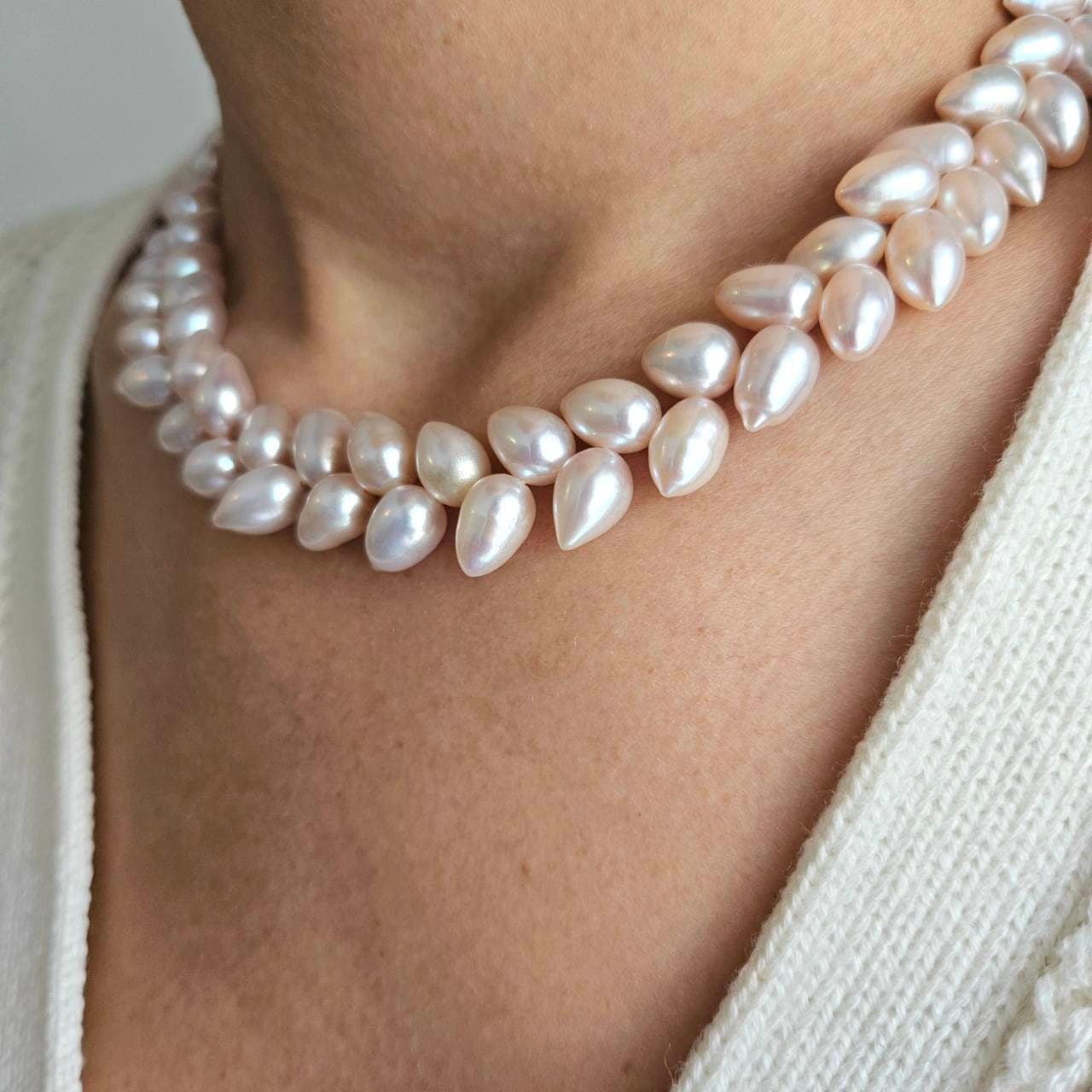 Tear-shaped Freshwater Pearl in Pink Silver 925 Genuine Clover  