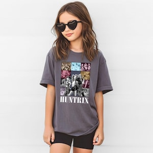 Huntrix Girls Shirt, Vintage Huntrix Shirt, Kpop Demon Hunter T-shirt, Kpop Huntrix, Huntrix Fan Shirt, Fan Gift, Kids Kpop Demon, Youth tee