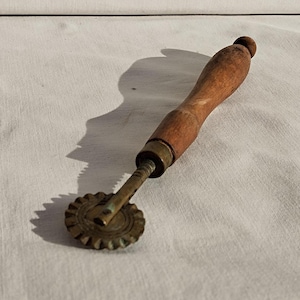 Old Brass And Wood Pasta Cutter,  Vintage Dough Cutters, Grandmas Pasta Rolled Tool, Hand Kitchen Tool