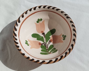 Traditional hungarian Folk Vintage Ceramic Plate With Tulip Motif, White Glazed Plate