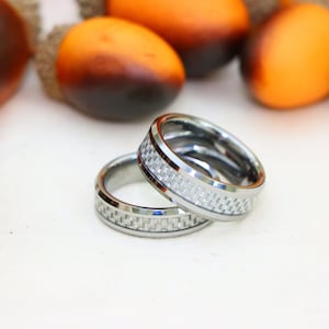 Matching Mens and Ladies Silver Carbon Fiber Inlay Tungsten Wedding Band, Men&#39;s Engagement Rings, Silver Wedding Rings, Couple Ring Bands