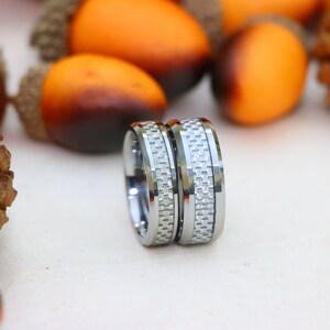 Matching Mens and Ladies Silver Carbon Fiber Inlay Tungsten Wedding Band,Men&#39;s Engagement Rings, Silver Wedding Rings,Valentine gift for him