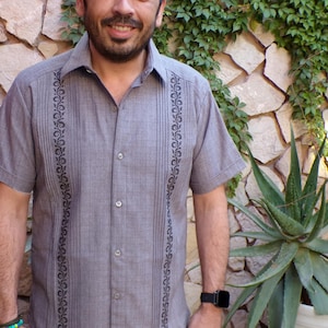 Embroidered Men's Guayabera Shirt: Mexican Traditional Wedding Attire