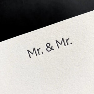 Papelería Mr. & Mr. Letterpress, matrimonio homosexual, papelería para parejas queer, obsequios para homosexuales, papel 100 % algodón, prensado a mano de manera sustentable en Maryland