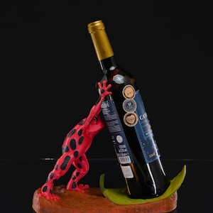 Standing Frog Wine Holder | 3D Printed Bottle Stand