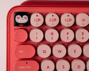 Loveable Penguin Keycap – 3D Printed Custom Keyboard Accessory, Detailed High-Quality Plastic Keycap