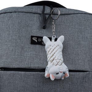 Cuddly Kitty Flexi Keychain - Custom 3D Printed Cat Accessory, Personalized Colors, Durable & High Quality Gift