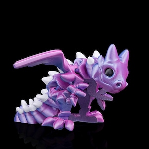 3D-geprinte Flexi oude draak | Aanpasbaar fantasiewezen in kleur | Poseerbaar mythisch drakenbeeldje