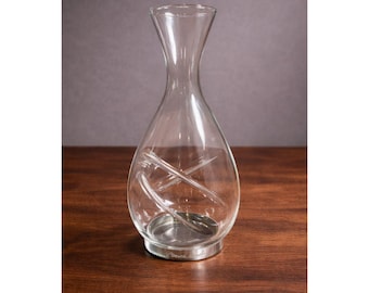 Final Touch Glass Wine Decanter with Aerator | Modern Hourglass Carafe, Barware