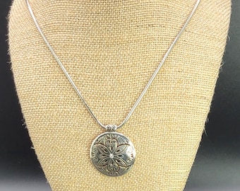 BRIGHTON Florencia Round Pendant Necklace Flower Crystal Silver