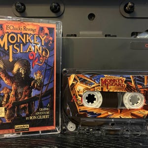 Monkey Island 2: LeChuck's Revenge (1991) custom cassettefanart-kunstwerk voor soundtrack OST