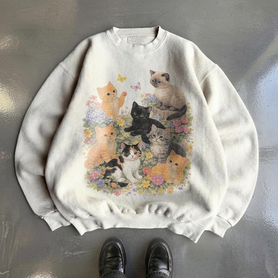 Retro Kitten Sweatshirt , 90s Vintage Cute Cats Pullover, Boho Unisex Floral Cat Butterfly Graphic Crewneck, Retro Animal Top