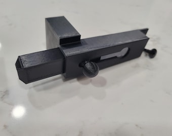 Robot Mower Gate Latch Kit: Rectangle Aluminum Fence Lower Rail