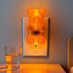 Gummy Bear Night Light: Dopamine Decor Funky Home Accent Plug In Luminary, Kidcore Aesthetic Room Vibe, Retro Kitsch Glowing Candy Art