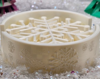 Snowflake Coasters / Personalized With Your Color Choice/ 4 inch Table Coasters / Set Of 4 With Holder