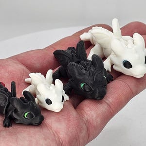 Tiny 3D Printed Dragon Fidget: Party Favors, Collector's Gift, Personalized Gift