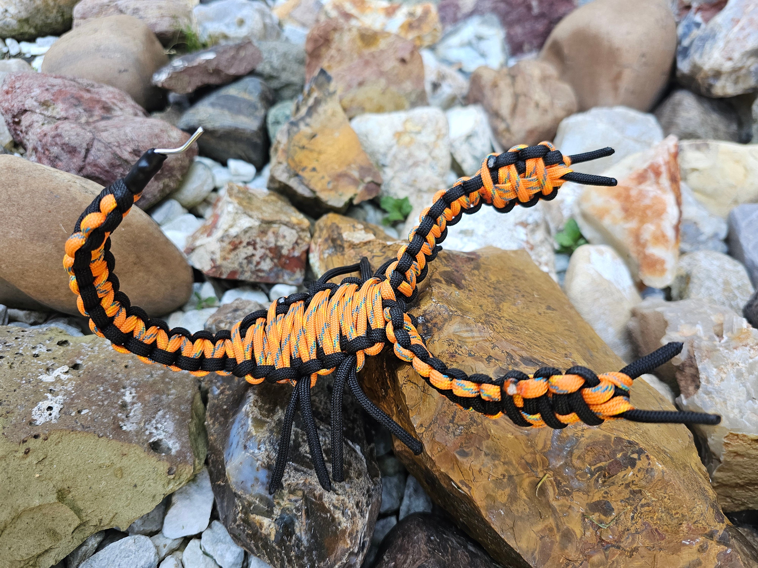Scorpion / Fait main / Paracord Scorpion / PM Pour les demandes de personnalisation !