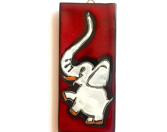 San Marino Pottery Wall Plaque, Elephant Design in Vibrant Red Glaze- R.S.M Italian Ceramic