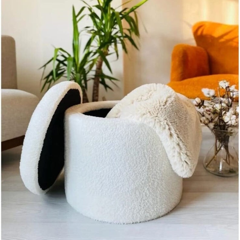 Ottoman Chair Pouf Vanity Chair Stool Footrest Bench for Bedroom Chair for Living Room Teddy Storage Accent Stool Boucle Pouf Round Pouf White