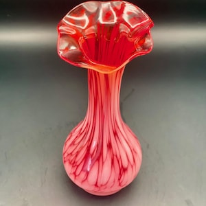 Lefton Vintage Red White Swirl Hand Blown Ruffle Top Venetian Art Glass Vase Original Sticker