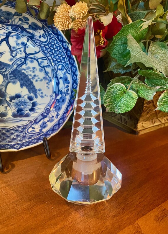 MCM Cut Crystal Perfume Bottle Hoya Crystal Japan Pagoda Stopper