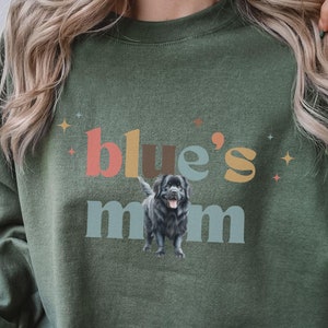 Personalized Newfie Sweatshirt Dog Mom Gift, Newfoundland Dog Custom Crewneck, Dog Name Gift for Newfie Mom, Newfoundland Sweatshirt