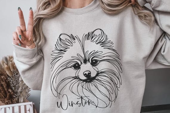 Custom Pomeranian Sweatshirt,  Personalized Pomeranian Shirt, Line Art Sweater for Dog Mom, Minimalist Dog Mom Shirt for Dog Lover Gift