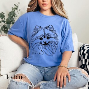 Camisa personalizada de Pomerania, Comfort Colors®, camiseta personalizada para mamá de perro Pom, camiseta con arte lineal para mamá de perro, camiseta minimalista para amantes de los perros Flo Blue