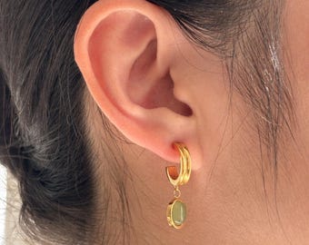 Gold hoop earrings with jade Jade gemstone earrings Jade dangle earrings Jade hoop earrings Minimalist jade drop earrings Birthday gift