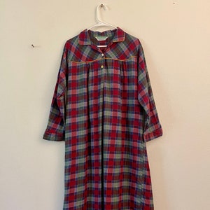 Ll bean ladies flannel nightgown 2025