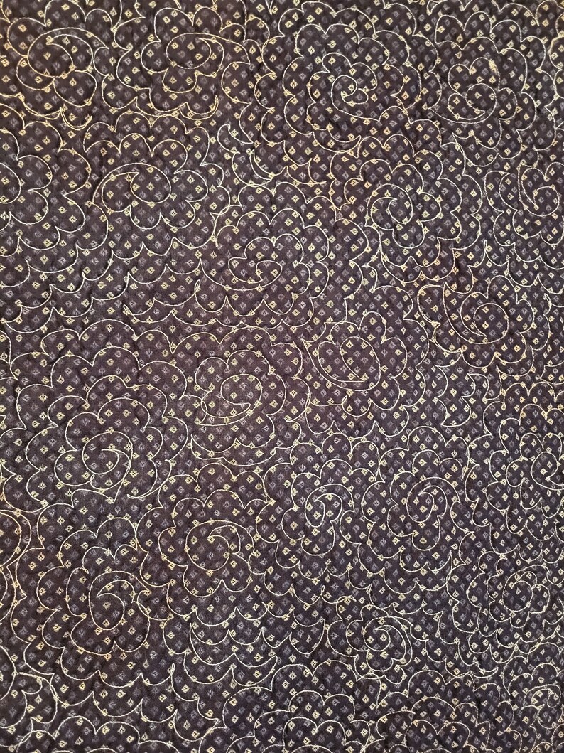 Zig Zag Purple Pattern Print Quilt
