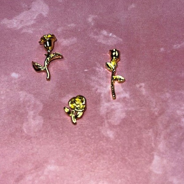 3d Vintage Style Rose Nail charms-Gold 3pck