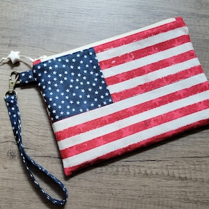 patriotic zipper pouch, vintage USA flag bag, July 4 zipper bag, makeup pouch, art pouch, cosmetic bag, travel organizer, July birthday gift