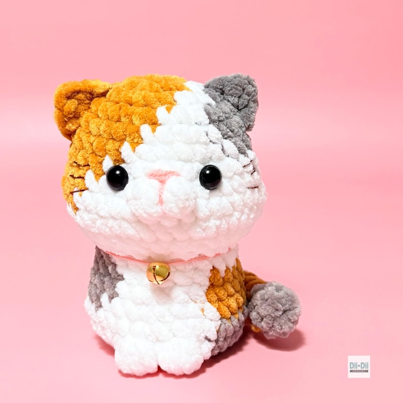 Calico Cat Crochet Pattern – No-Sew Amigurumi Kitten Plushie, Beginner-Friendly PDF