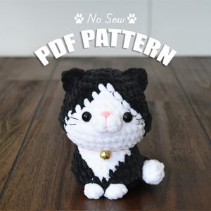 Tuxedo Cat Crochet Pattern – No-Sew Amigurumi Kitten Plushie, Beginner-Friendly PDF