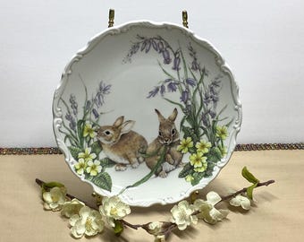 Vintage Royal Albert Bone China 'Spring Capers' Decorative Bird Plate #1 - The Country Walk Collection - 1987