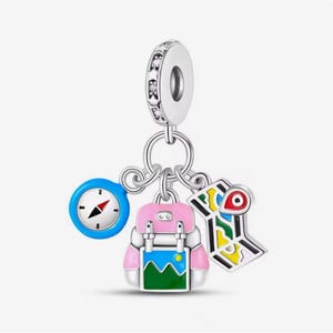Zaino da escursionismo/campeggio, ciondolo con bussola e mappa, ciondolo in smalto placcato argento di alta qualità con zirconi cubici per braccialetti europei, ciondolo per collana fai da te