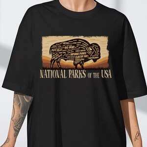 Camiseta de bisonte de los Parques Nacionales de EE. UU., camiseta vintage con mapa de senderismo, top gráfico de búfalo salvaje, regalo de aventura natural, camiseta unisex para exteriores U246