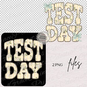 Peut inclure: Conception num&eacute;rique avec le texte "TEST DAY" dans une police florale. Les lettres sont jaunes avec des rayures verticales et des accents de marguerites, soulign&eacute;es d'un imprim&eacute; l&eacute;opard. Comprend deux fichiers PNG et un n&oelig;ud bleu clair.