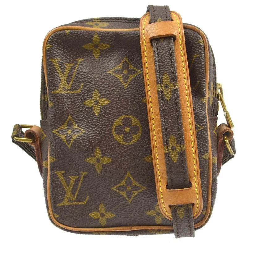 Louis Vuitton Shadow Monogram Danube PM in Black Crossbody Shoulder Ha –  Chicago Consignment