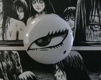 Tomie button