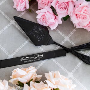Personalized Gold Wedding Cake Cutting Set: Engraved Stainless Steel Server