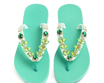 Flurrty zomer casual teenslippers strandsandalen - maat 6-10 groen plat met glanzende groene strassteentjes sandalen - Floripa