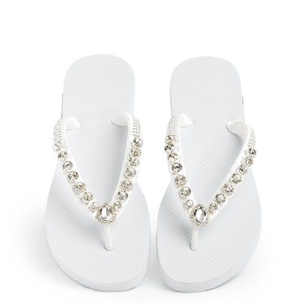 Flurrty Summer Casual Flip Flops Beach Sandals - 6-10 Sizes White Flat with Shining White Rhinestones Sandals - Ilhabela