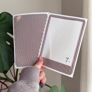 Funda para Kindle con rayas neutras / Calcomanía minimalista para Kindle / Accesorio para Kindle / Funda para Kindle Paperwhite / Regalo ideal para amantes de los libros