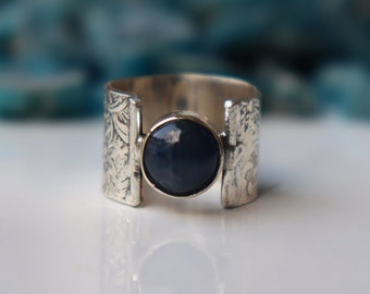 Flower Designer Band Ring, Lapis Lazuli Ring, Round Cabochon, Stackable Ring, Natural Lapis lazuli, Solid 925 Silver Ring, Wedding Ring Gift