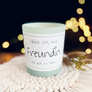 Scented candle with saying, happiness is to have a friend like you, candle in a glass with lid, gift for friend, personalized scented candle saying