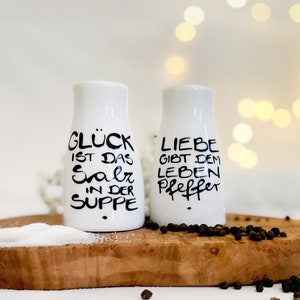 Salz- und Pfefferstreuer, Gewürzt mit Liebe und Glück, Salzstreuer, Pfefferstreuer, Salz & Pfeffer, Tassentango
